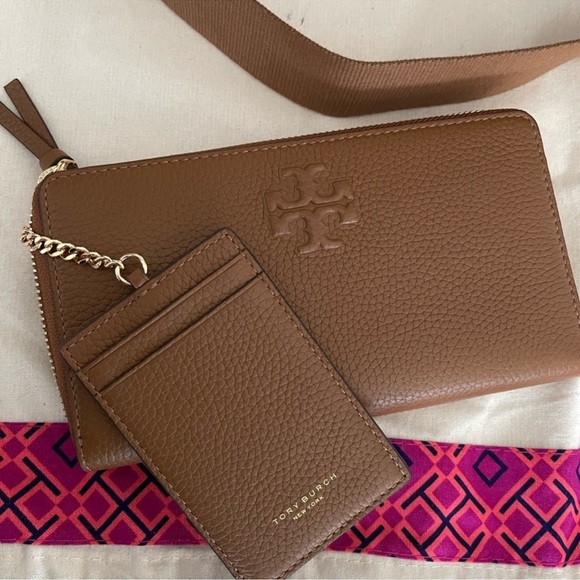 Tory Burch Handbags - New Tory Burch thea continental wallet with cardholder